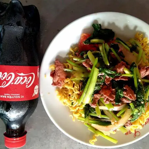 Hình ảnh Combo mì xào mềm - coca