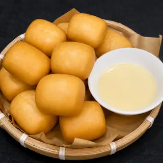 Hình ảnh Bánh bao chấm sữa