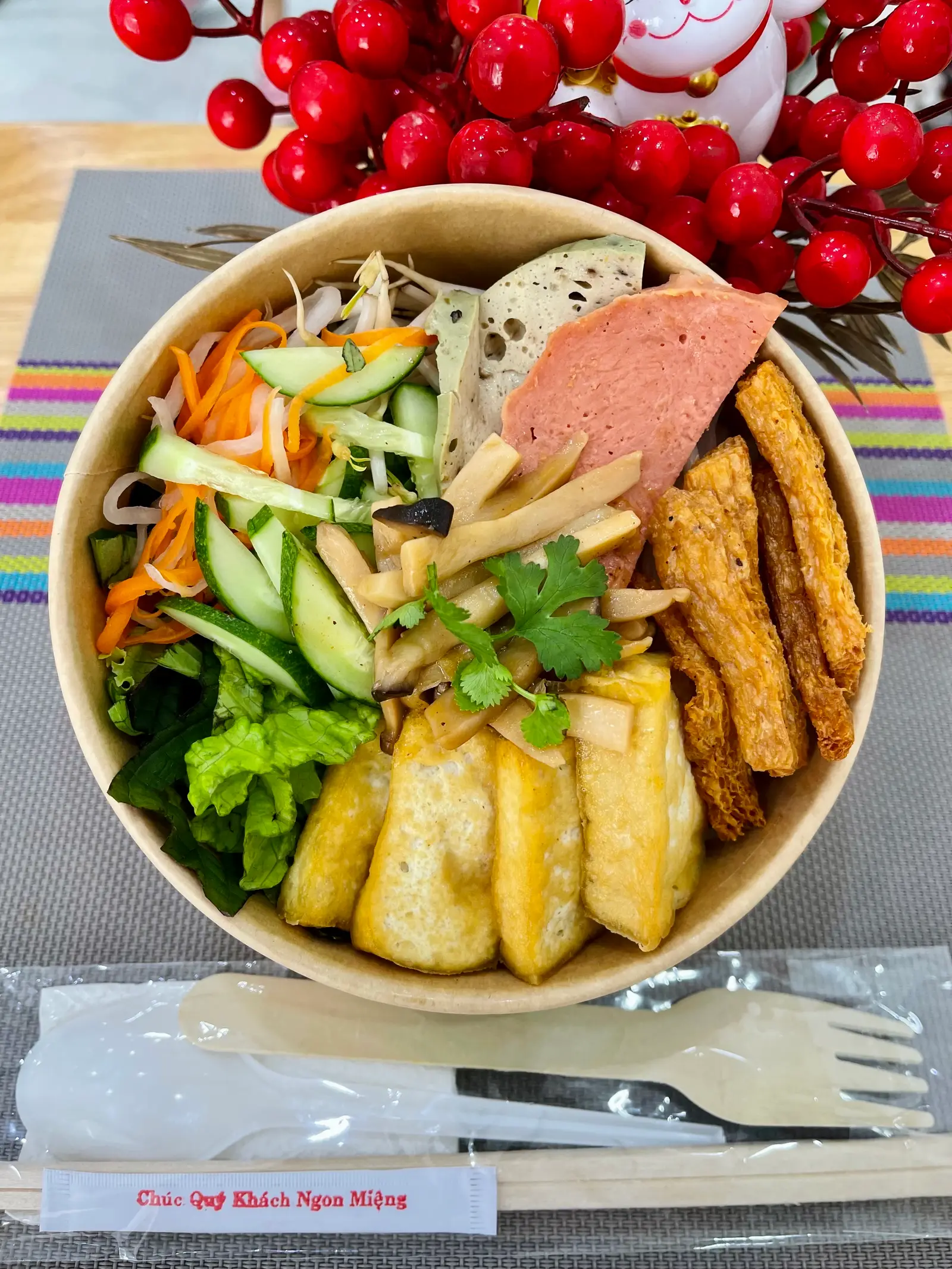 Hình ảnh Bún trộn nước tương chay