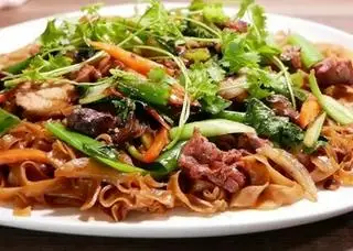 Hình ảnh Bánh Đa Cua Xào Bò