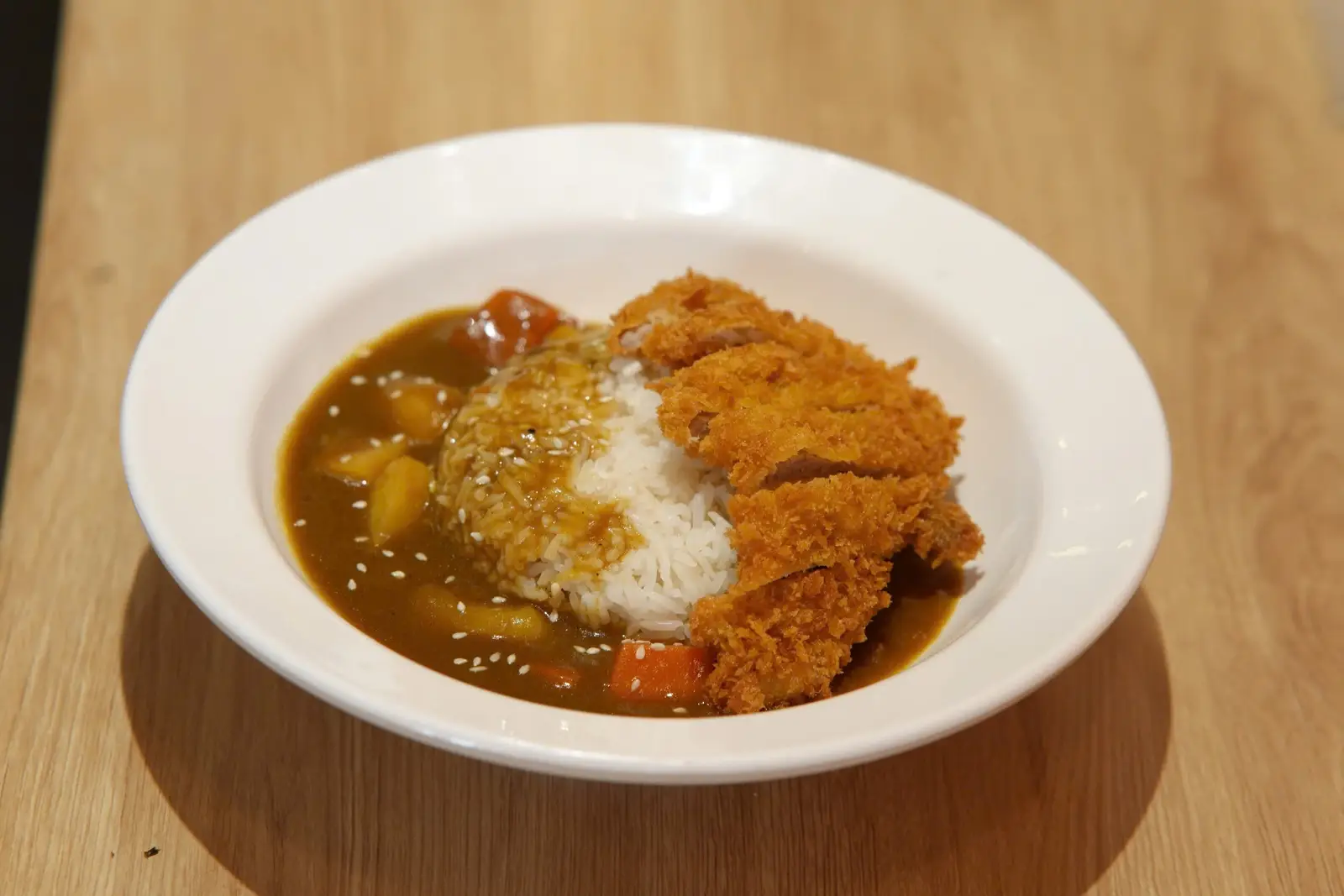 Hình ảnh Cơm curry thịt chiên tonkatsu Nhật Bản - Cơm cà ri heo chiên xù