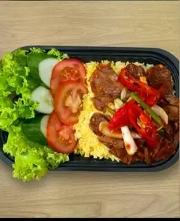 Hình ảnh Cơm  thăn bò Sốt Triều Châu