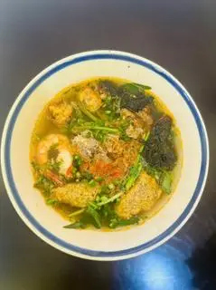 Hình ảnh Bánh đa cua đặc biệt