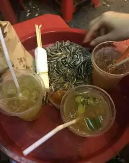 Hình ảnh Combo trà chanh cùng hạt ăn kèm