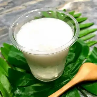 Hình ảnh Rau câu dừa ly