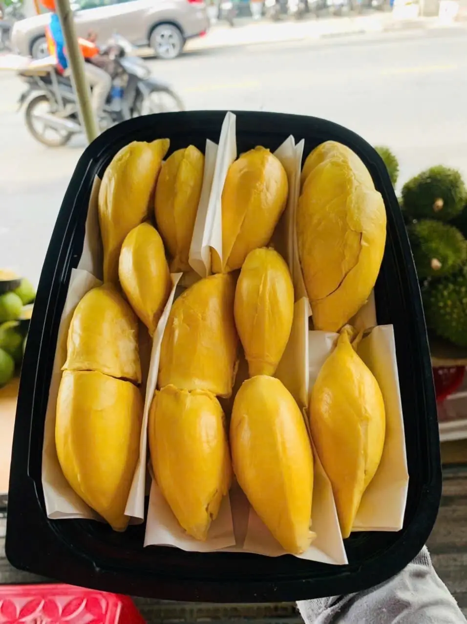 Hình ảnh Sầu Riêng Sáu Hữu Hộp 500gr