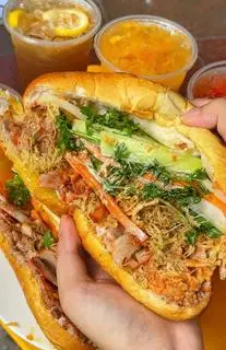 Hình ảnh Bánh mì truyền thống