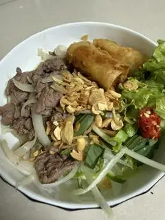Hình ảnh Bún thịt bò xào