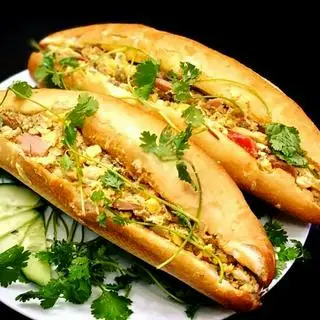 Hình ảnh Bánh mì patê trứng