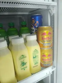Hình ảnh Bò Húc RedBull ướp lạnh (Ko có ly, ko đá)