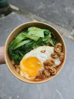 Hình ảnh Nui Xào Trứng Ốp La