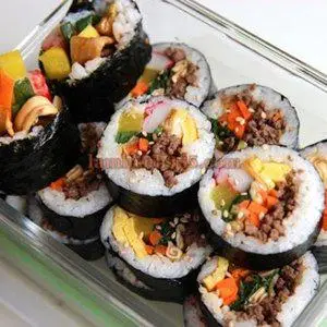 Hình ảnh Kimbap bò