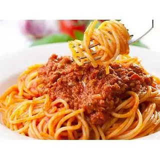 Hình ảnh Mỳ Ý sốt bò băm+ Nước táo ép