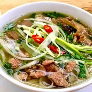Hình ảnh Phở bò tái