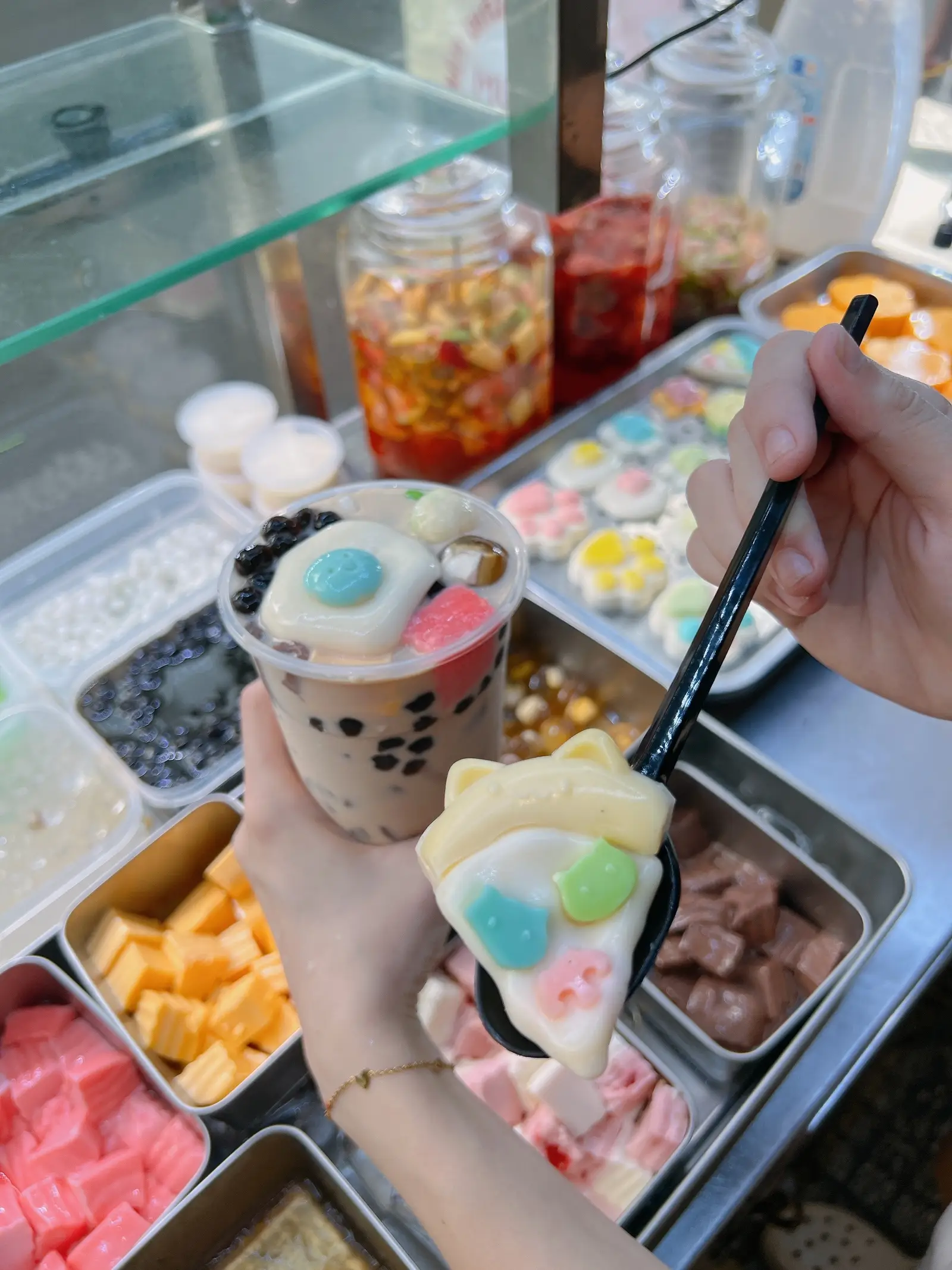 Hình ảnh Trà sữa full topping - size L