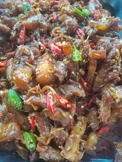 Hình ảnh thịt kho mắm ruốc