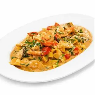 Hình ảnh Fettuccine with shrimp and mushrooms 