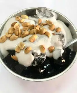 Hình ảnh Chè đậu đen sương sáo cốt dừa