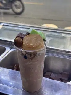 Hình ảnh Trà sữa việt quất