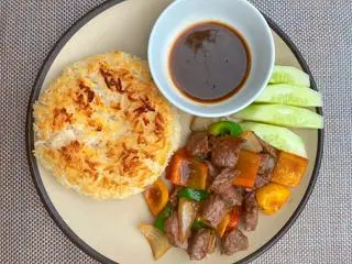 Hình ảnh Cơm cháy bò lúc lắc