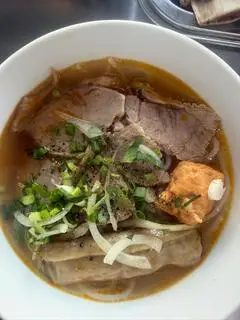 Hình ảnh Bún bò 1 topping - chả cua chả lá