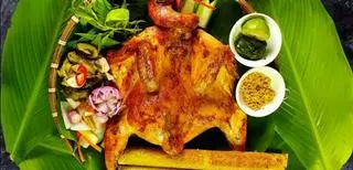 Hình ảnh Gà nướng sốt mắm nhĩ + 1 cây cơm lam 