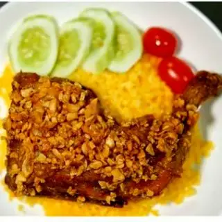 Hình ảnh Cơm gà mắm tỏ góc tư