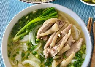 Hình ảnh Phở Gà