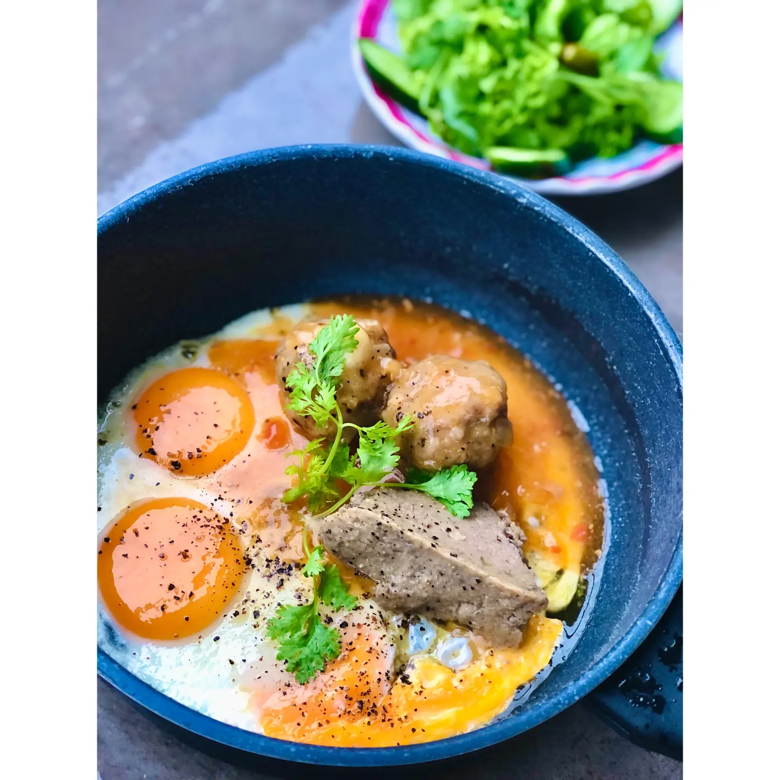 Hình ảnh Bánh Mì Chảo Ngon Xĩu ( Đặc Biệt )