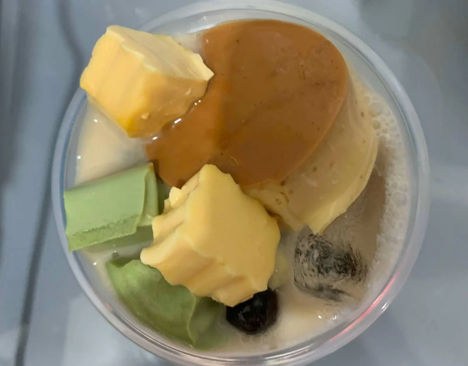 Hình ảnh Trà sữa full topping / Full topping milk tea