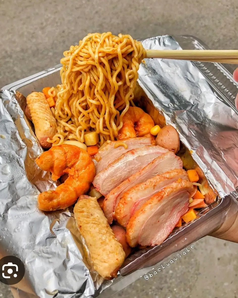 Hình ảnh Mì trộn đặc biệt siêu topping