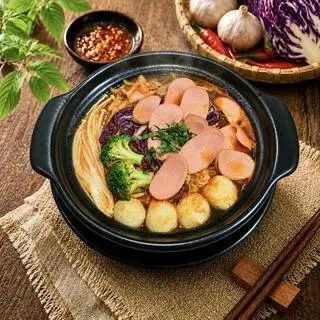Hình ảnh Mỳ kim chi xúc xích