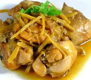Hình ảnh cơm gà kho gừng