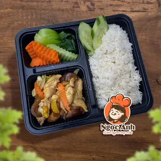 Hình ảnh Cơm Gà xào Nấm