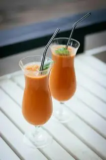 Hình ảnh DÂU TÂY MIX XOÀI CÁT