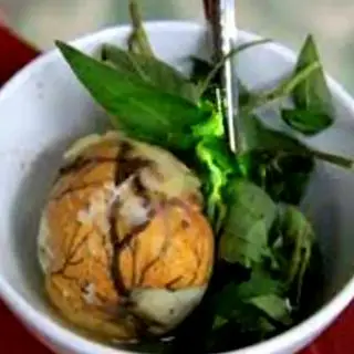 Hình ảnh Trứng vịt lộn thường  2 quả