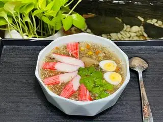 Hình ảnh Súp cua - trứng - thanh cua