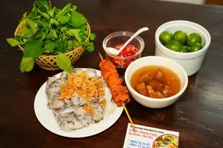 Hình ảnh Bánh cuốn thịt xiên