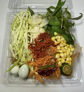 Hình ảnh Bánh Tráng Trộn Sa Tế Thập Cẩm
