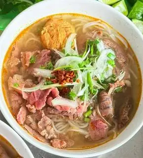 Hình ảnh BÚN BÒ NẠM TÁI CHẢ