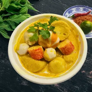 Hình ảnh Cà Ri Cá Viên Thập Cẩm