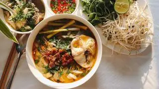 Hình ảnh Bánh canh cá lóc tô đặc biệt