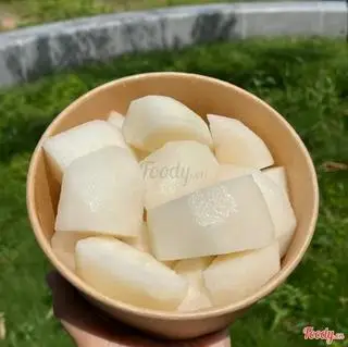 Hình ảnh Lê sữa gọt sẵn (ko lắc) - kèm muối ớt chua cay