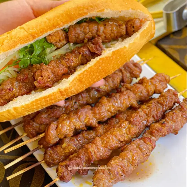 Hình ảnh Bánh mì thịt nướng