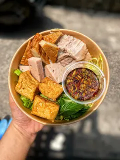 Hình ảnh Bún nước tương đậu hũ - chả cá Phan Rang