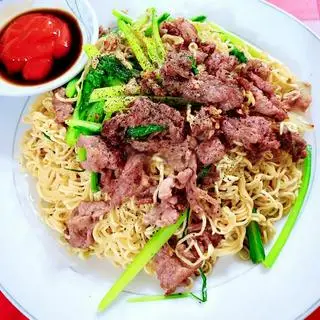Hình ảnh Mì xào bò