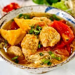 Hình ảnh Bún riêu giò heo