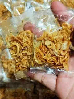 Hình ảnh Trộn hành, tỏi phi,