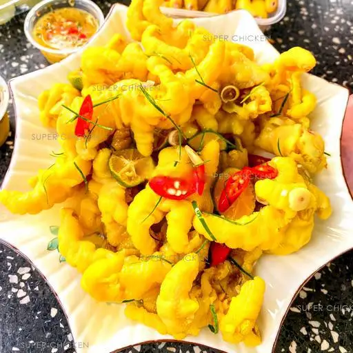 Hình ảnh Chân Gà Ngâm Sả Ớt Rút Xương + Nem Chua Rán
