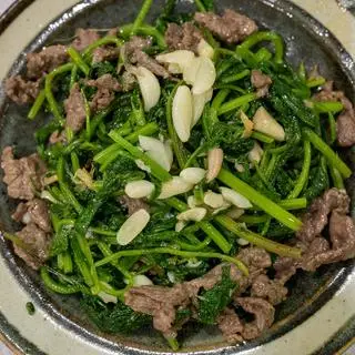 Hình ảnh Cơm trắng cải bò